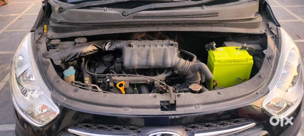 Hyundai I10 Asta Sunroof At, 2011, Petrol