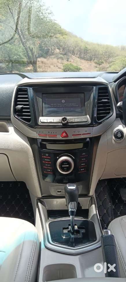 Mahindra Xuv300 W8 (o) 1.5 Diesel Amt, 2019, Diesel