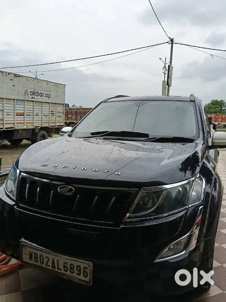 Mahindra Xuv500 2017 Diesel 111000 Km Driven