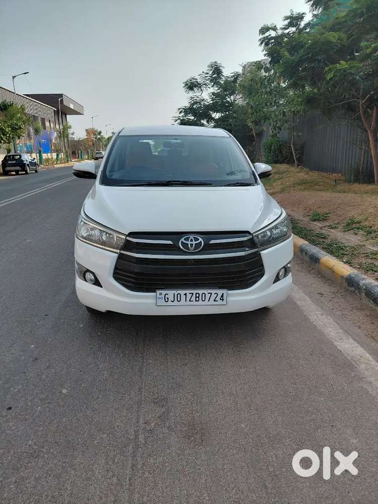 Toyota Innova Crysta 2018 Diesel Well Maintained