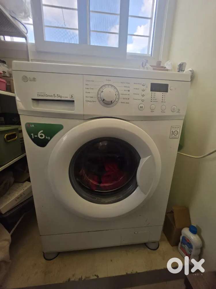 LG 5.5 kg Inverter Direct Drive Front Load Washing Machine
