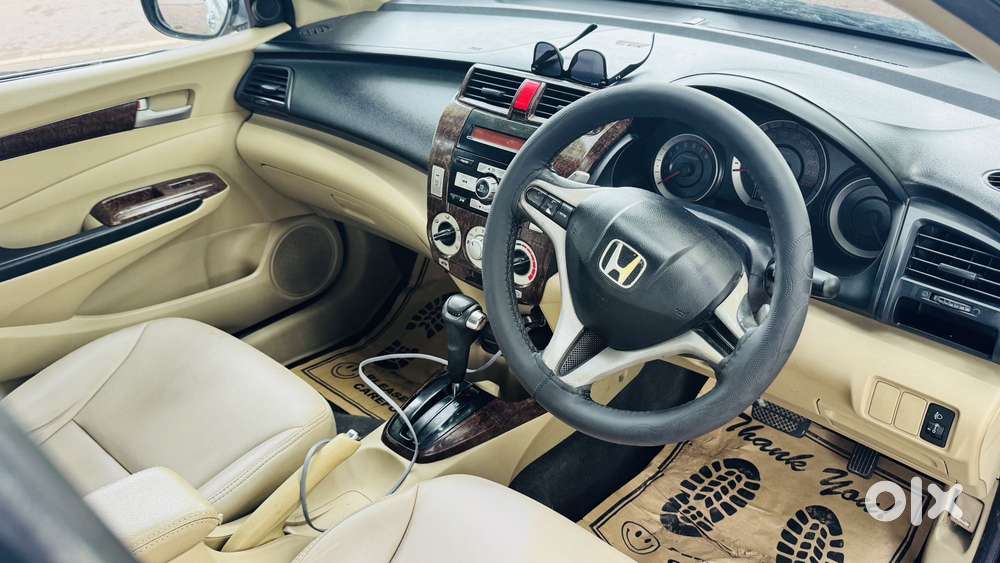 Honda City V At, 2011, Petrol