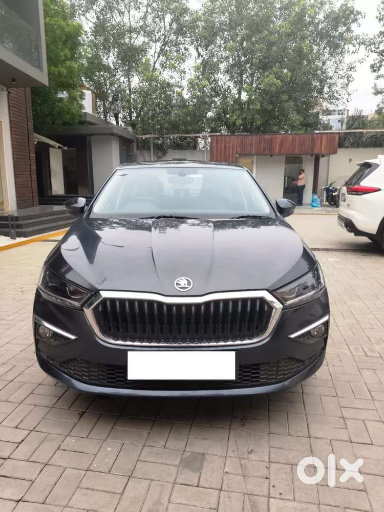 Skoda Slavia Style 1.0l Tsi At, 2022, Petrol