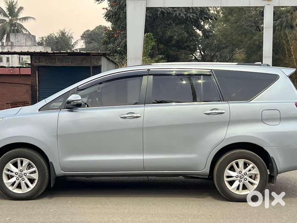 Innova Crysta Deisel Manual V Model