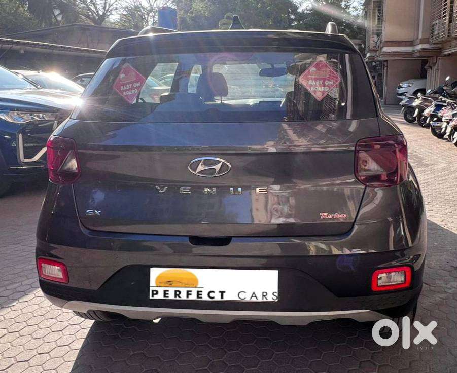 Hyundai Venue 1.0 Sx Plus Turbo Dct Dual Tone, 2021, Petrol