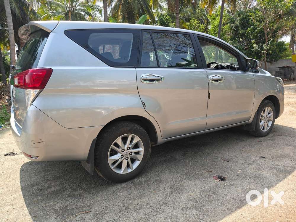 Toyota Innova Crysta [2020-ongoing] 2.4 Gx 8 Str, 2024, Diesel