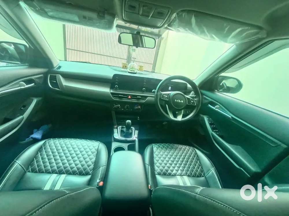 Kia New Seltos 2024 Petrol Well Maintained