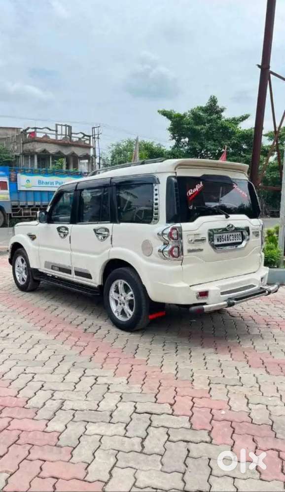 Mahindra Scorpio Vlx 2017-2028
