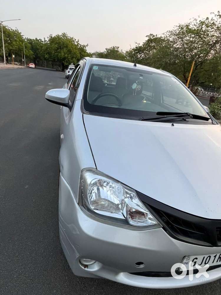 Toyota Etios Cng, Kilometers With Company Record