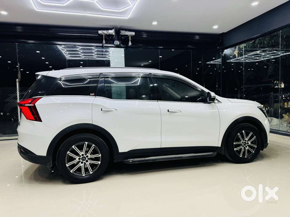 Mahindra Xuv700 2.2 Ax 7 Diesel At Luxury Pack Str, 2023, Diesel