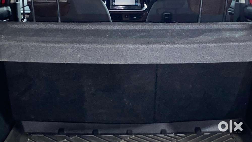Maruti Suzuki Vitara Brezza 1.5 Zxi Plus Dual Tone, 2023, Petrol