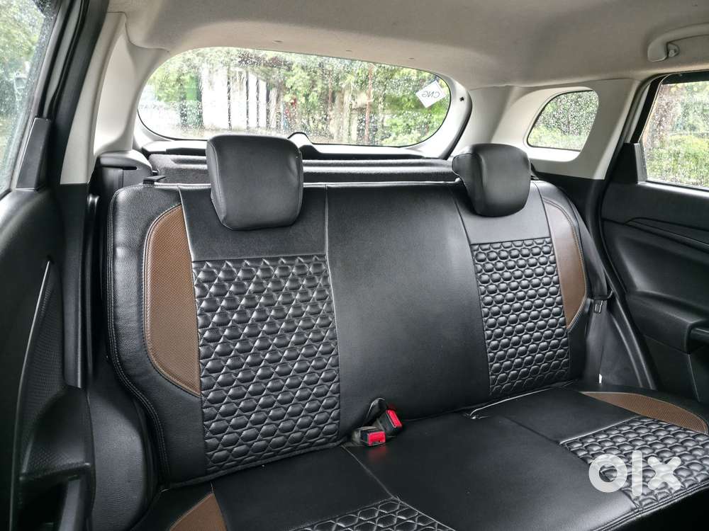 Maruti Suzuki Brezza 1.5 Lxi Cng, 2024, Cng & Hybrids