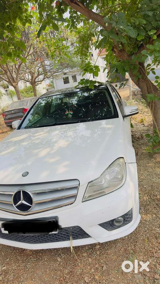 Mercedes-benz C-class 2013 Diesel 102000 Km Driven