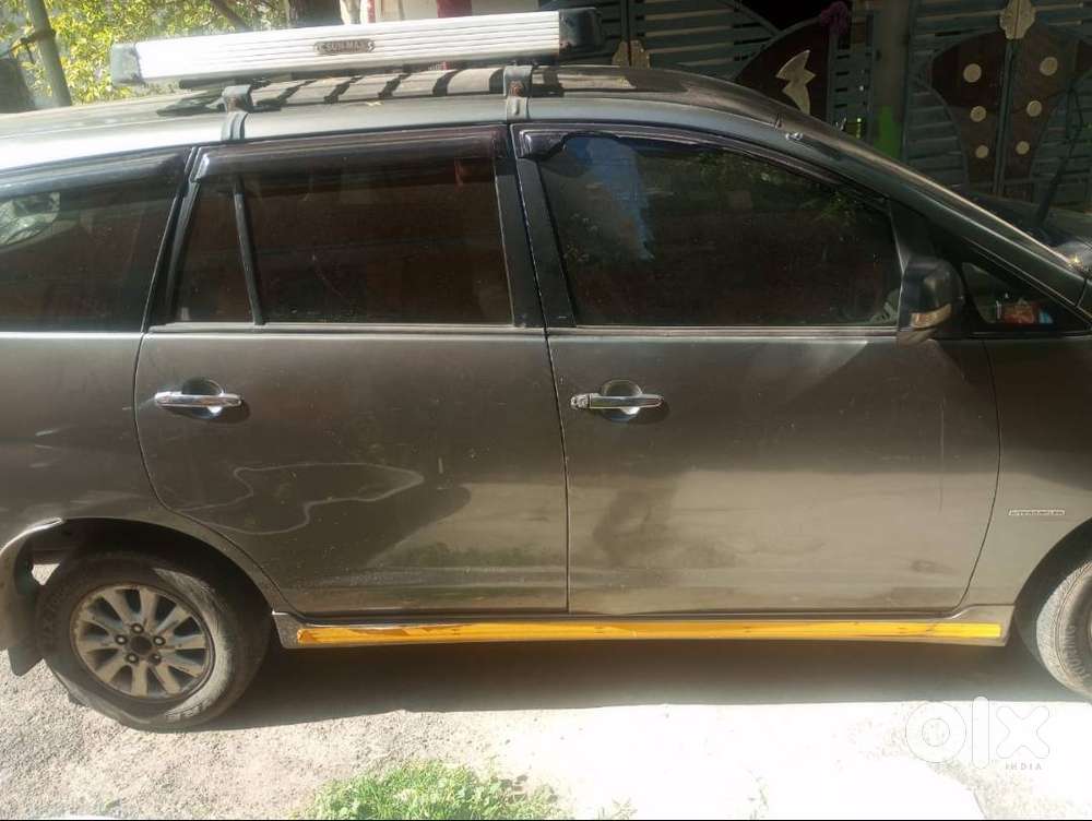 Toyota Innova Diesel 2014