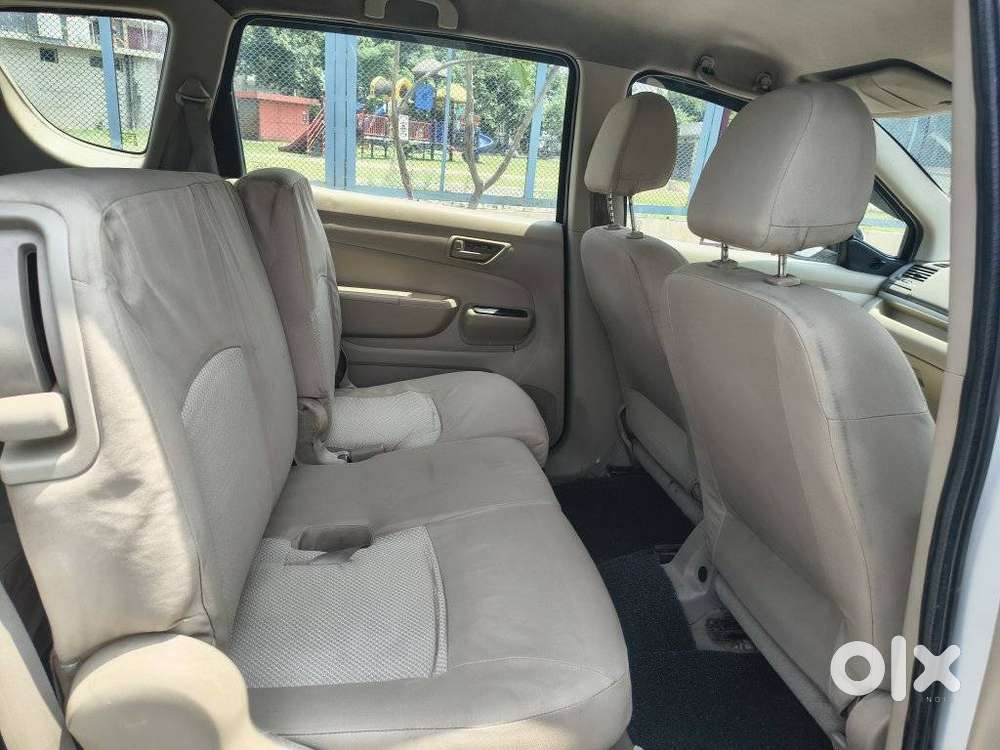 Maruti Suzuki Ertiga Lxi Shvs, 2016, Cng & Hybrids