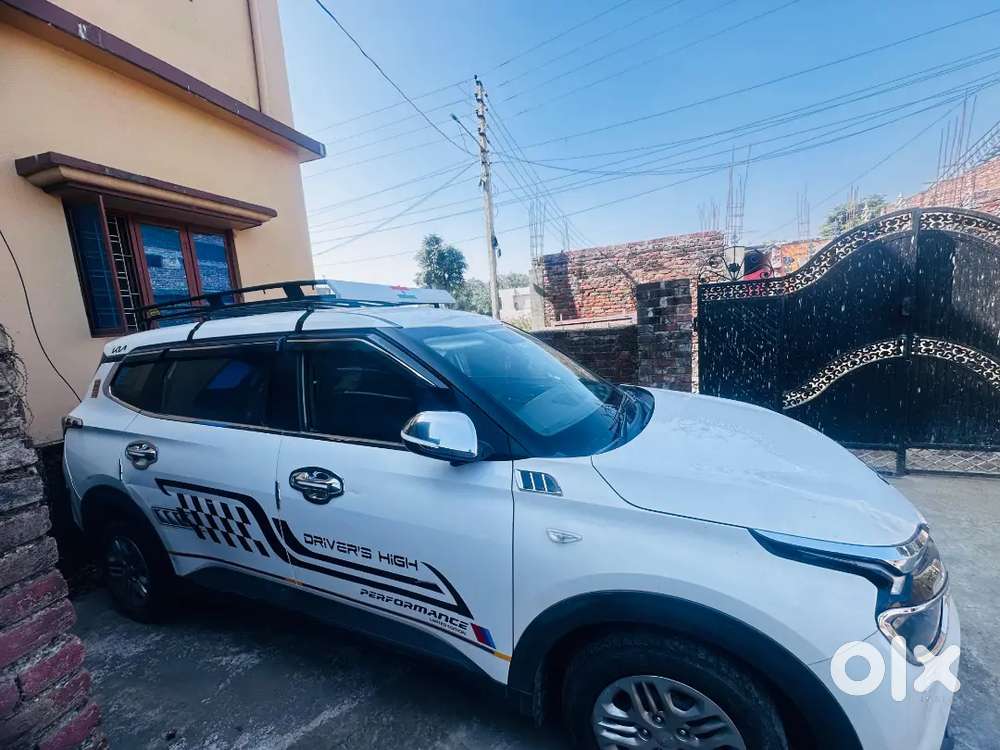 Kia Carens 2023 Petrol 58000 Km Driven