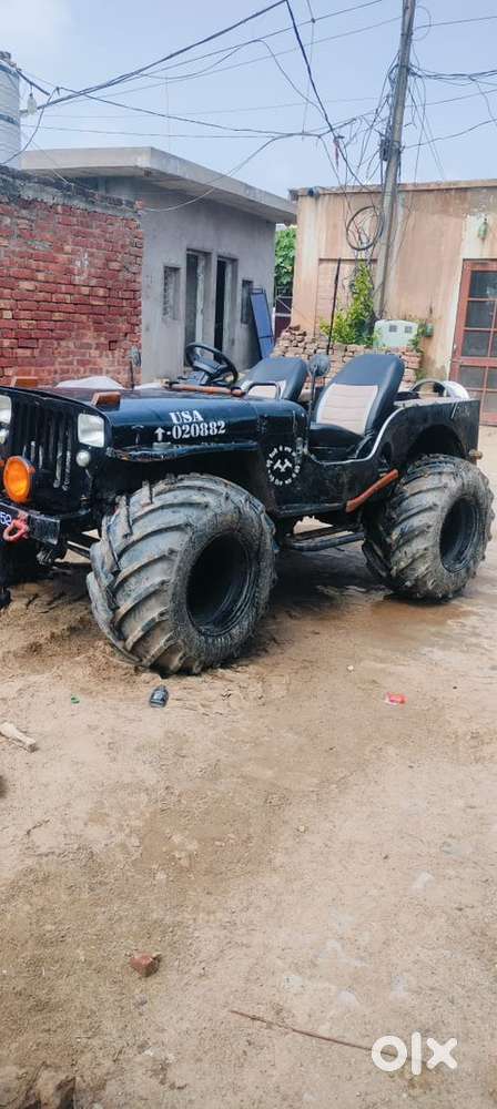 Mahindra Jeep 1974