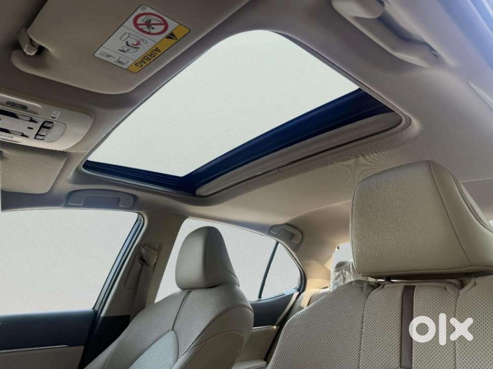 Toyota Camry 2.5 Hybrid, 2024, Petrol