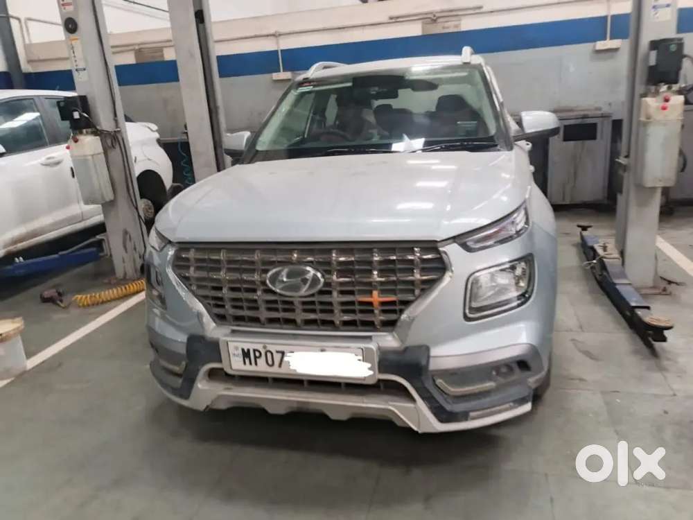 Service Record Original Paint Hyuandi Venue Better Than Brezza Maruti