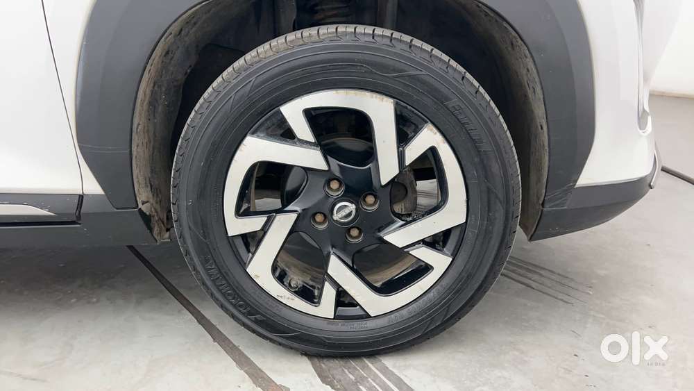 Nissan Magnite 1.0 Xv Premium Turbo Cvt, 2023, Petrol