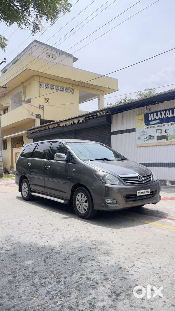 Toyota Innova [ ] 2.5 V Diesel 7 Str, 2011, Diesel