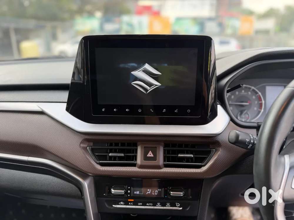 Maruti Suzuki Vitara Brezza 1.5 Zxi Plus At, 2023, Petrol
