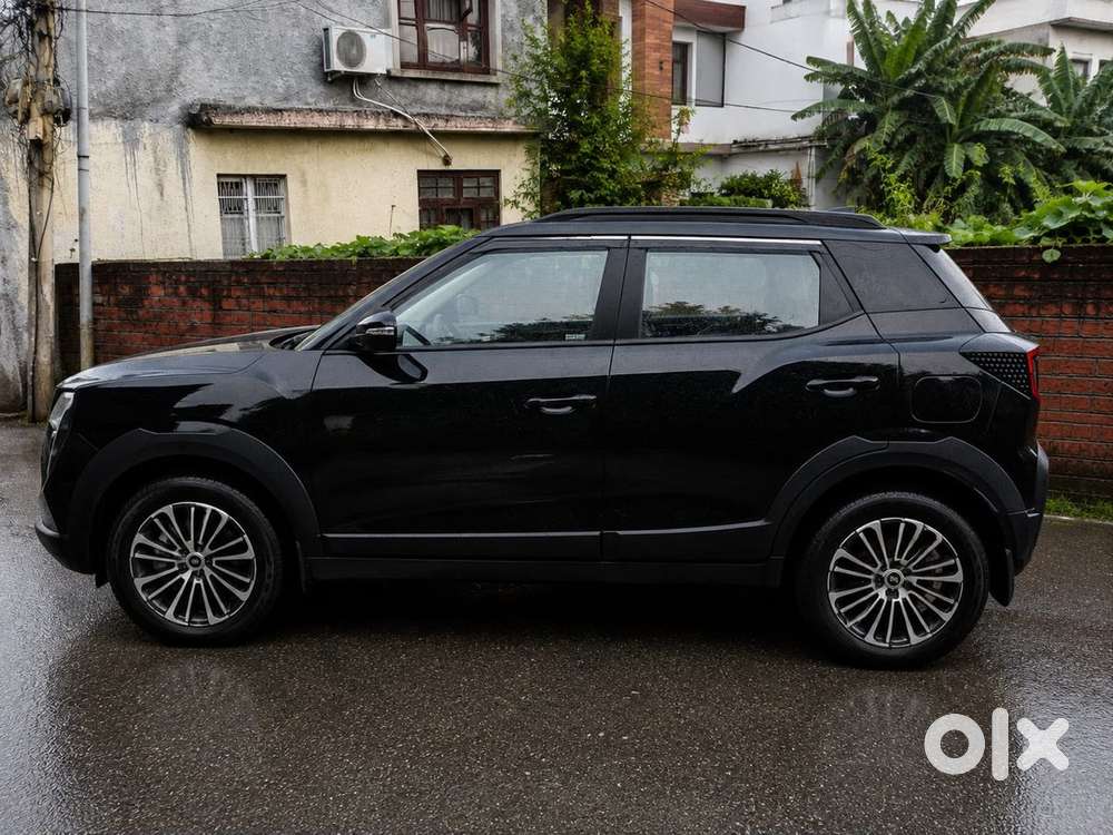 Mahindra Xuv 3xo Petrol 2024