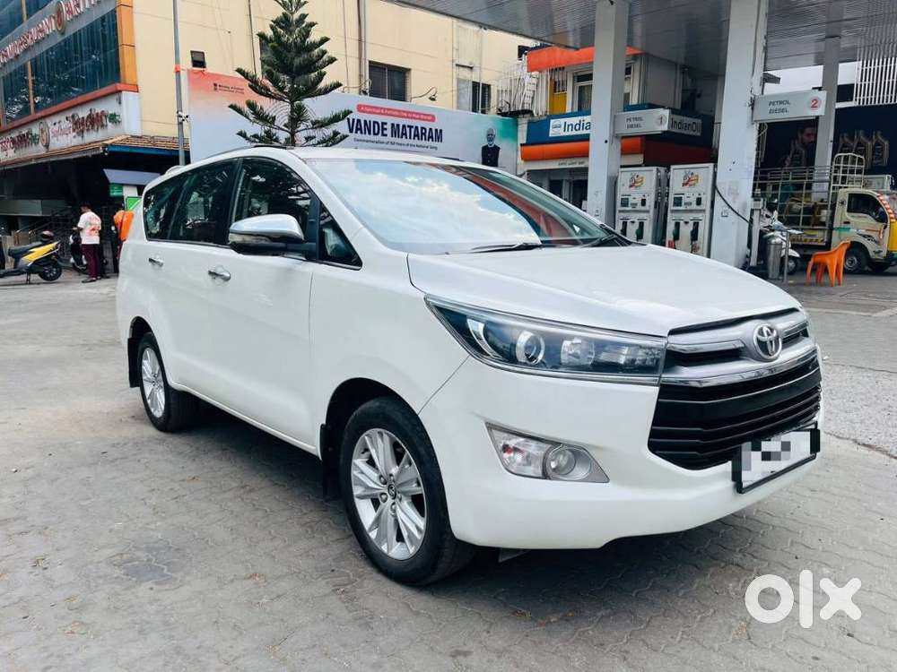 Toyota Innova Crysta 2.8z Automatic, 2017, Diesel