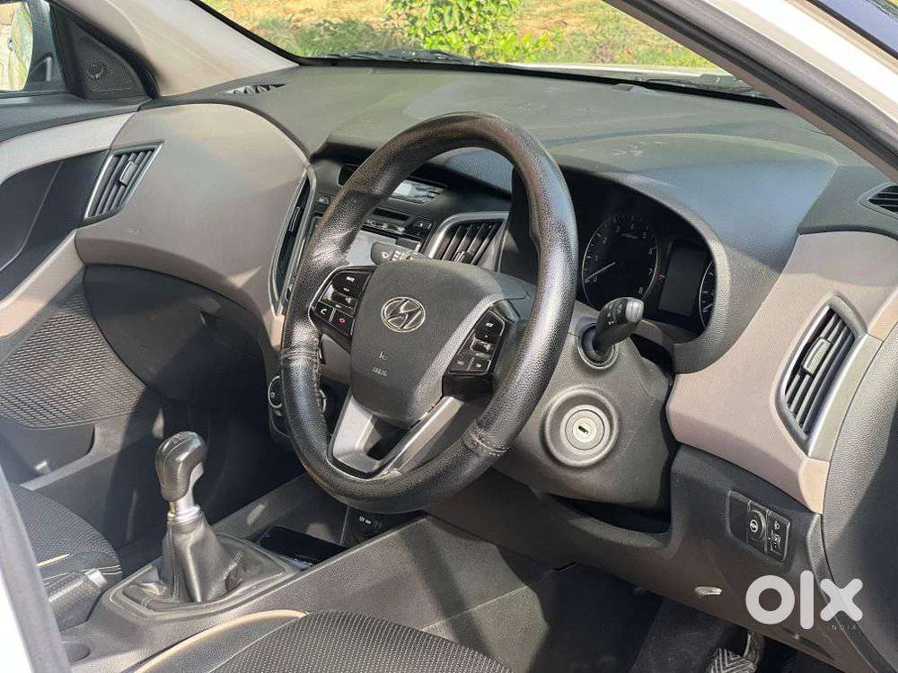 Maruti Suzuki Swift Amt Zxi Plus, 2018, Petrol
