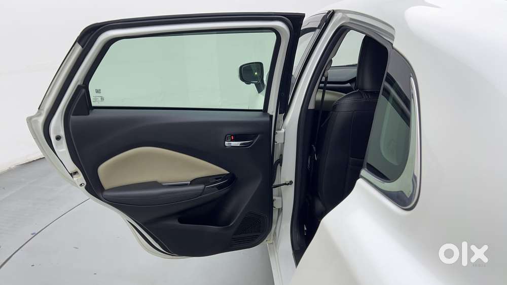 Toyota Glanza 1.2 V, 2024, Petrol