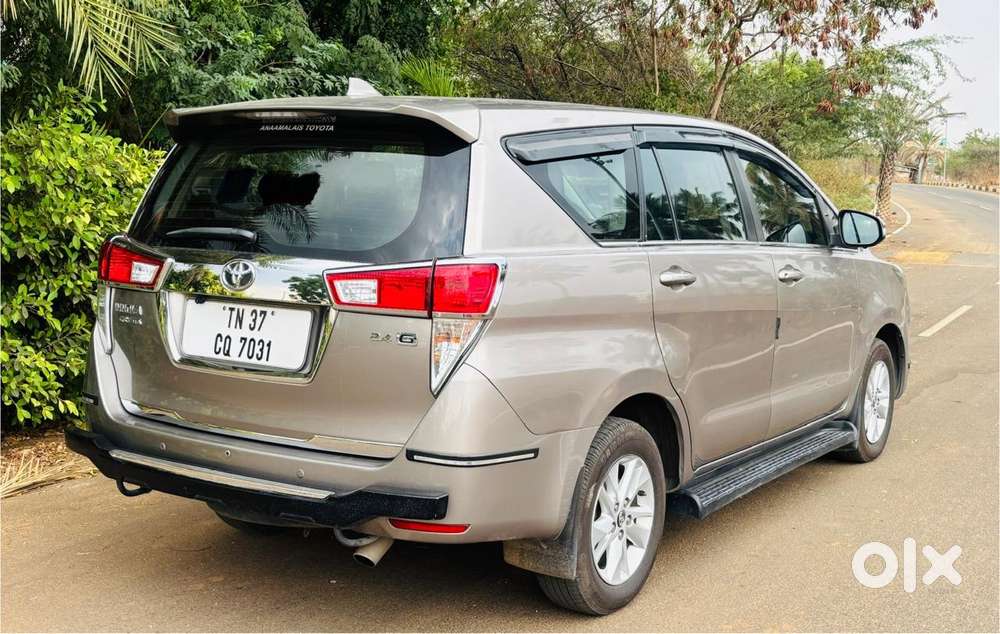 Toyota Innova Crysta 2.4 G Mt 8s, 2016, Diesel