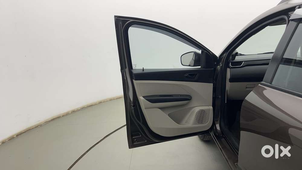 Renault Triber Rxt Easy-r Amt, 2021, Petrol