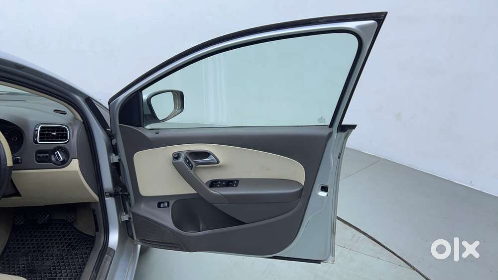 Volkswagen Vento Petrol Highline, 2013, Petrol