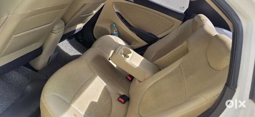 Hyundai Verna Fluidic 4s - 1.6 Sx  ( 2016 Mfd , 2017 Rgstd
