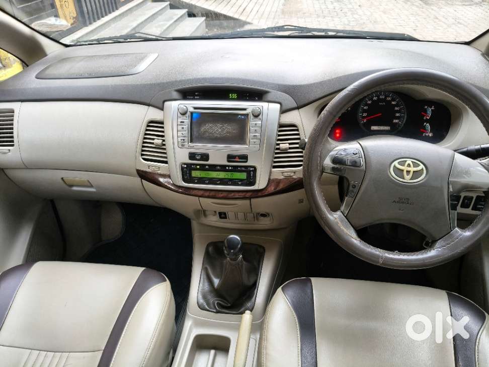 Toyota Innova 2.5 V 7 Str, 2013, Diesel