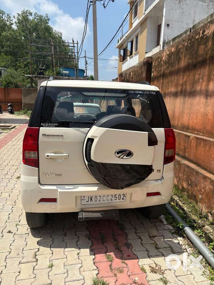Mahindra Tuv 300 2018