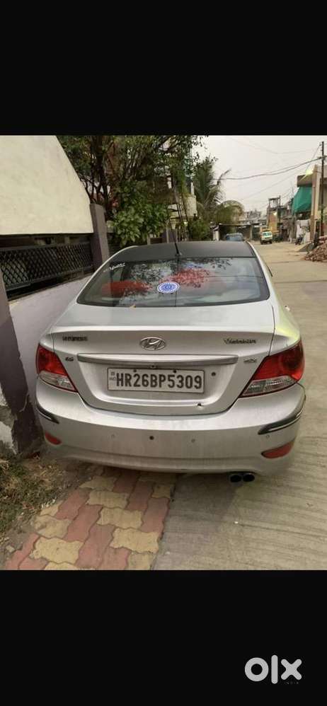 Hyundai Fluidic Verna 2011