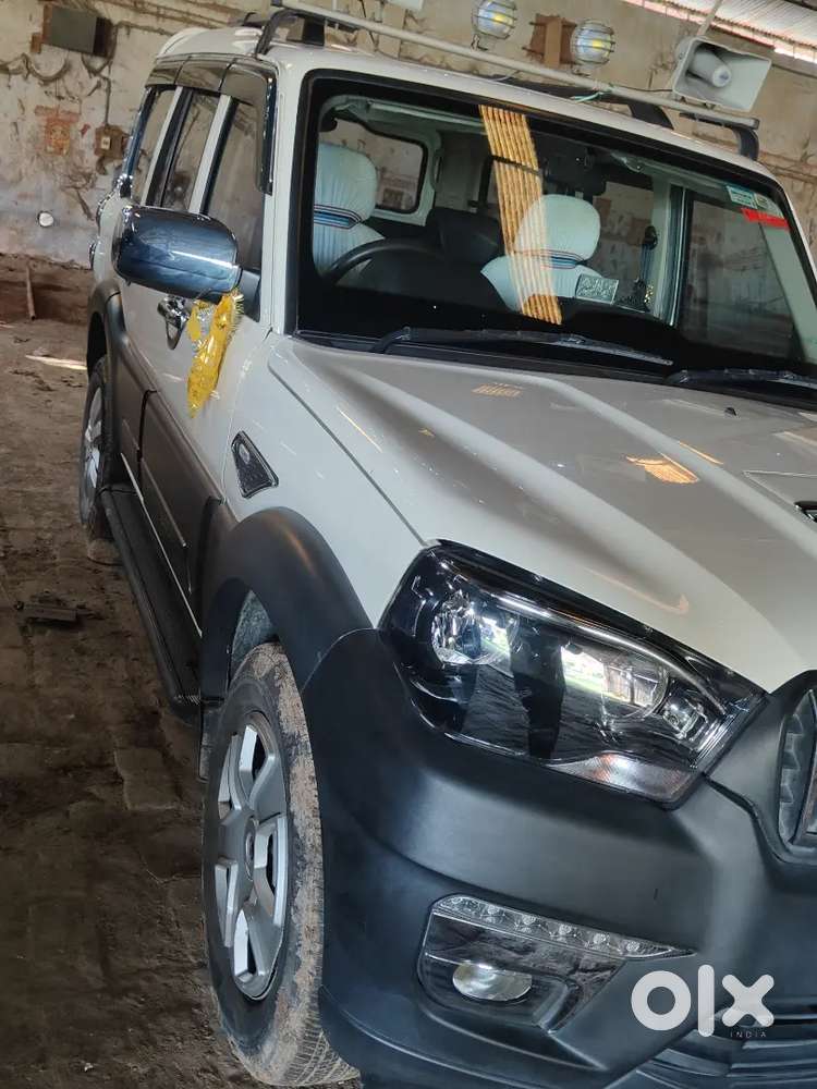 Scorpio Classic S 2024