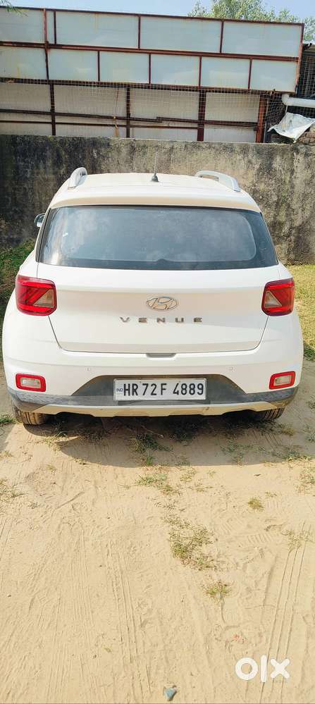 Hyundai Venue Car Urgent Sell