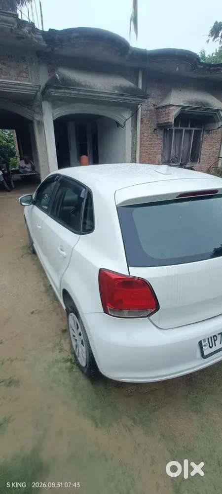 Volkswagen Polo [2012] Manual