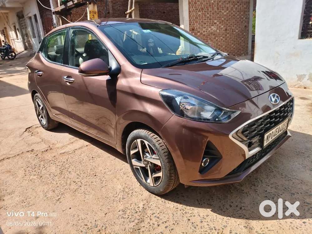 Hyundai Aura Top Model
