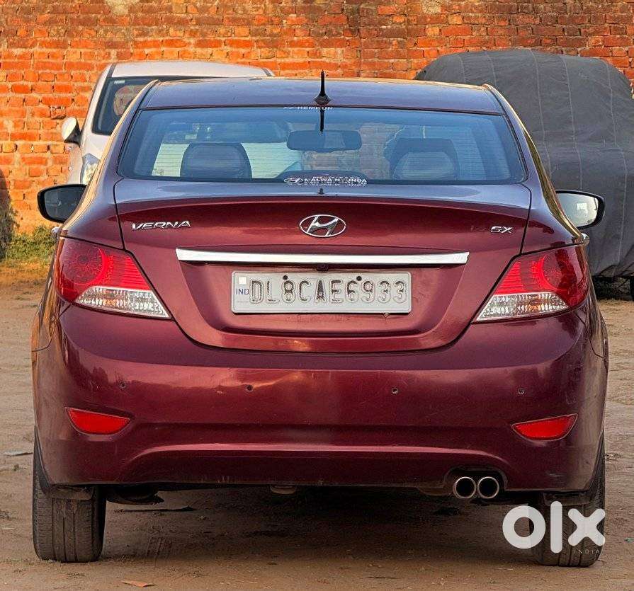Hyundai Verna Sx 1.5 Petrol Ivt, 2014, Petrol