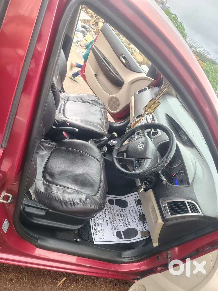 Hyundai I20 Sportz 2012