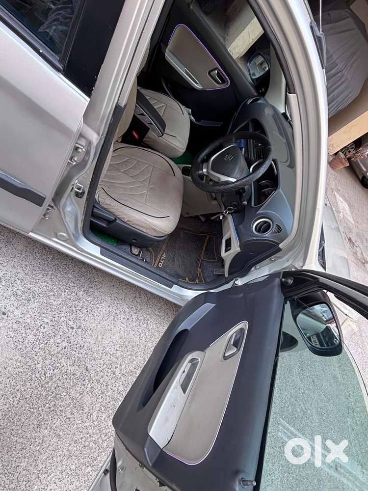 Maruti Suzuki Alto K10 1.0 Vxi (o) Amt, 2017, Petrol