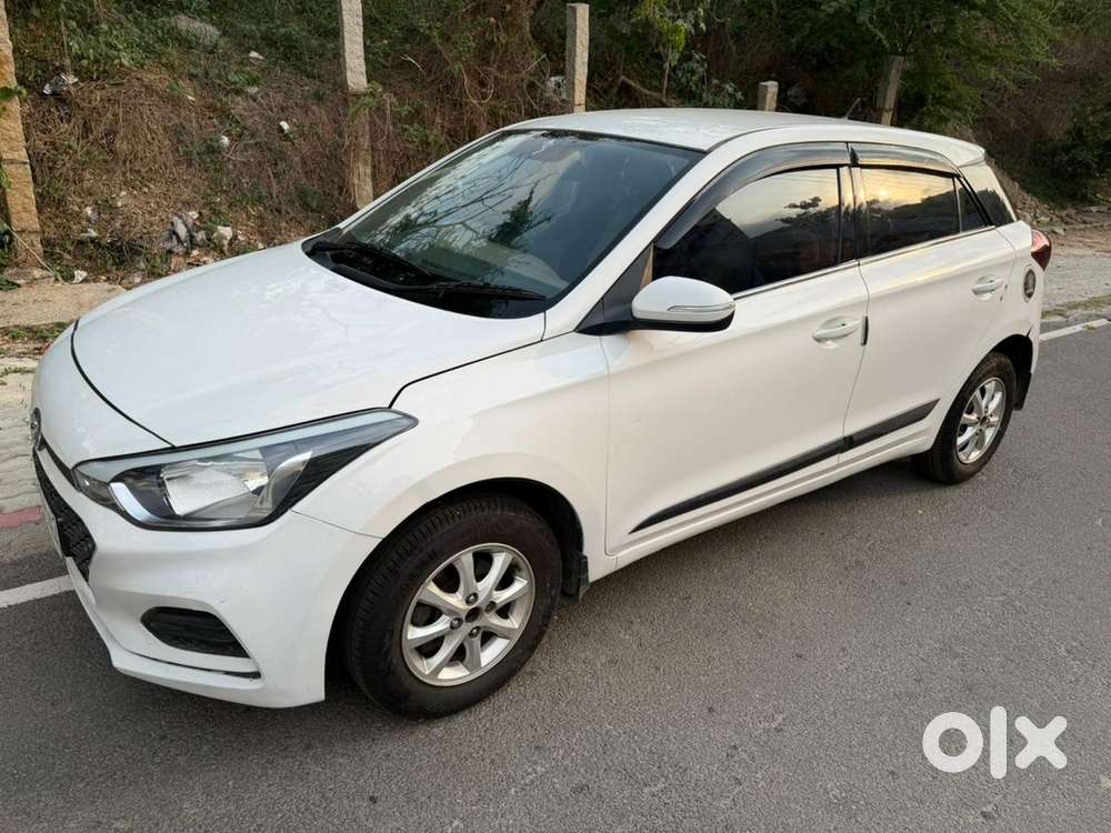  Hyundai Elite I20 Sportz  2018  Petrol  Second Owner