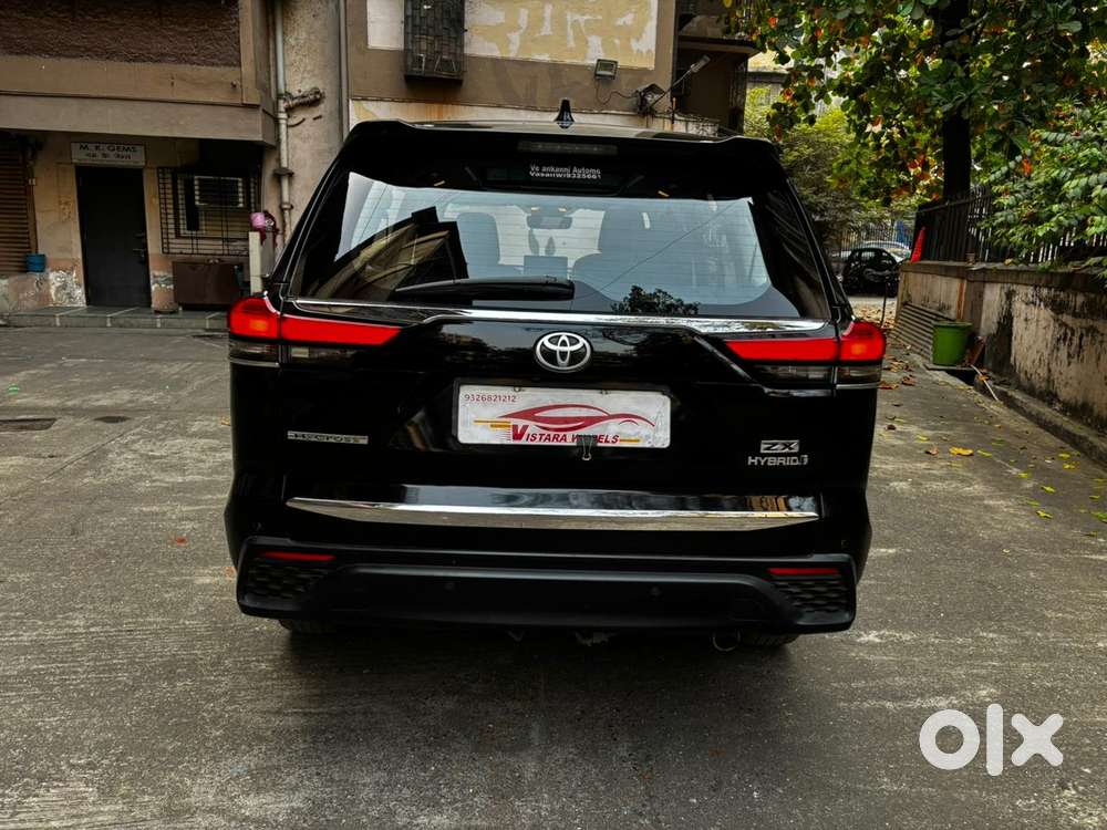 Toyota Innova Hycross 2.0 Zx (o) Hybrid 7 Str, 2023, Petrol