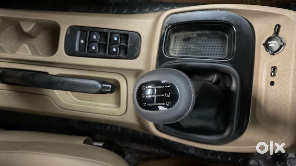 Mahindra Tuv 300 T6 Plus, 2017, Diesel