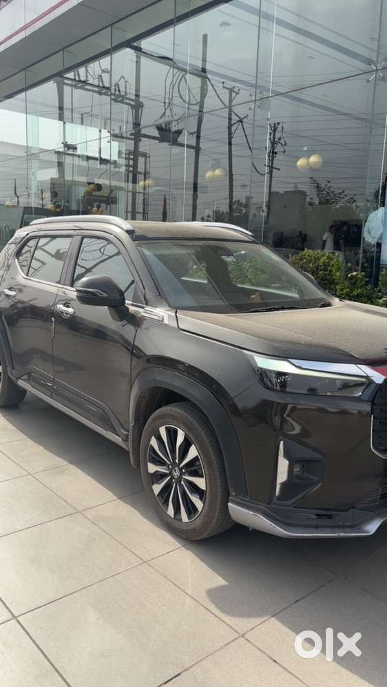 Honda Elevate 2023 Petrol Well Maintained