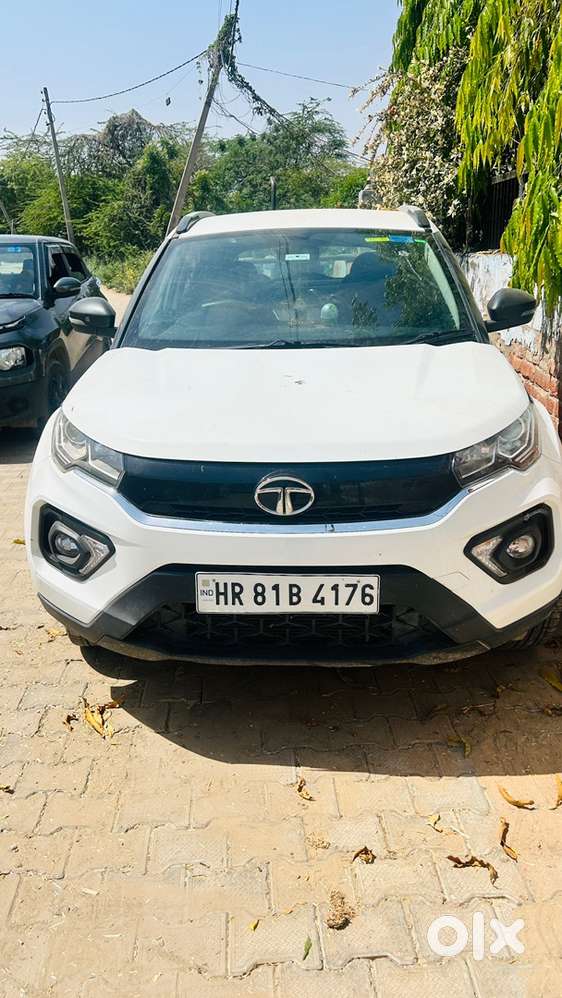 Tata Nexon Petrol 2022-one Handed Car