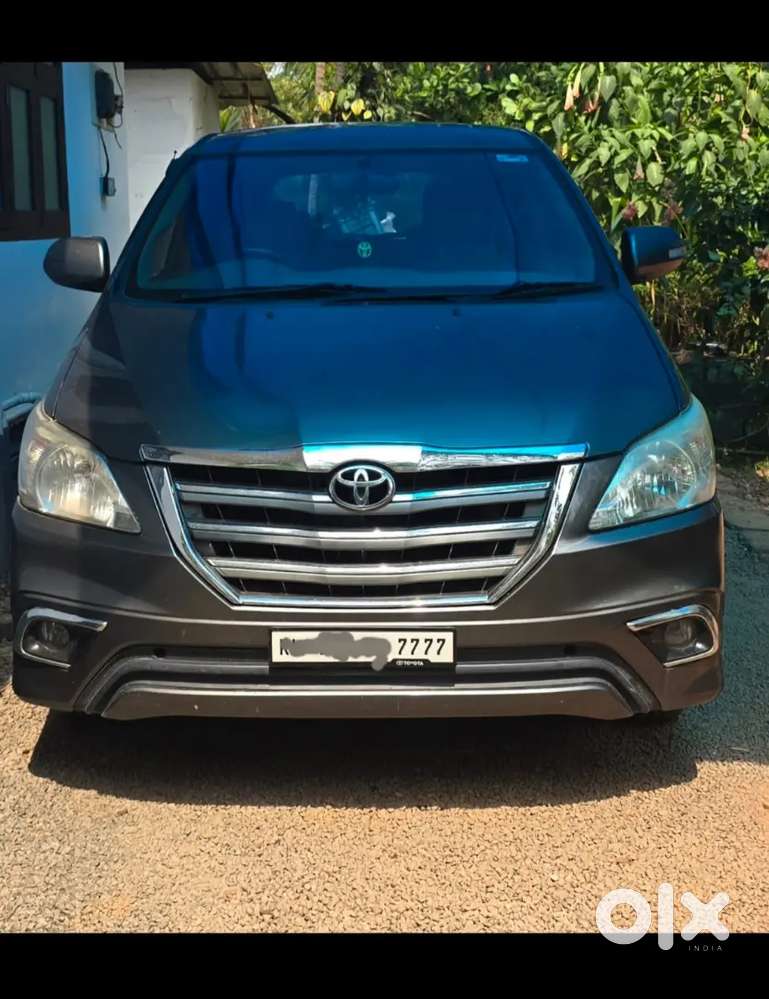 Toyota Innova 2013 Diesel Well Maintained